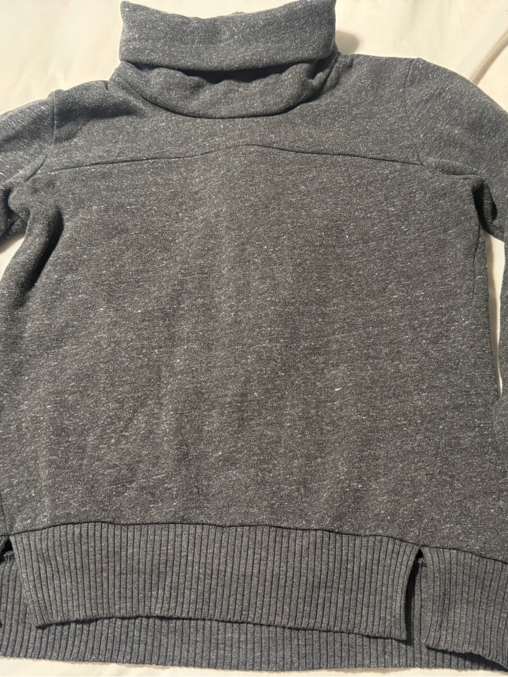 ALO Yoga Charcoal Gray Turtleneck Pullover